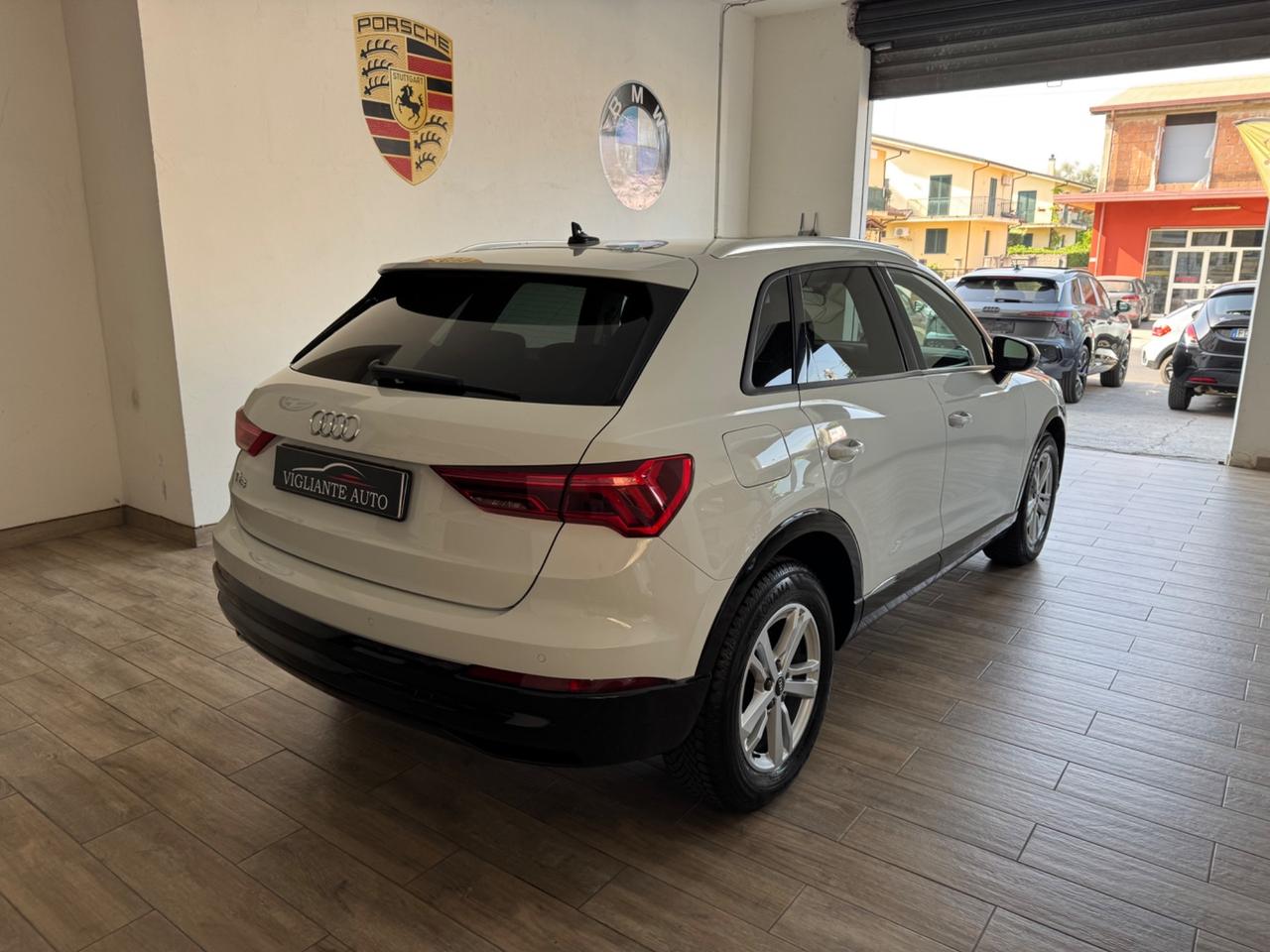 Audi Q3 35 TDI S tronic Business Advanced