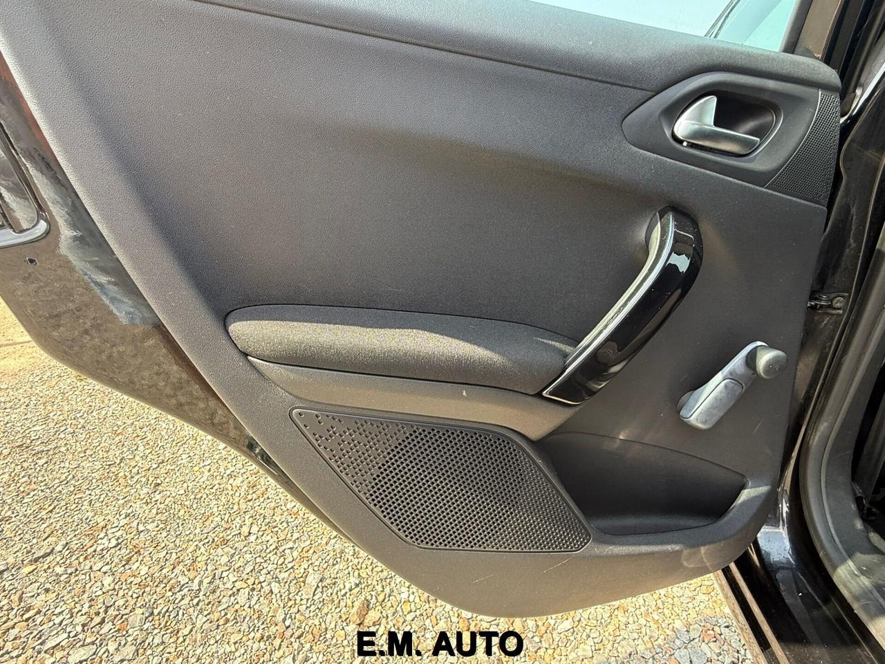 Peugeot 208 BlueHDi 75 5 porte Active