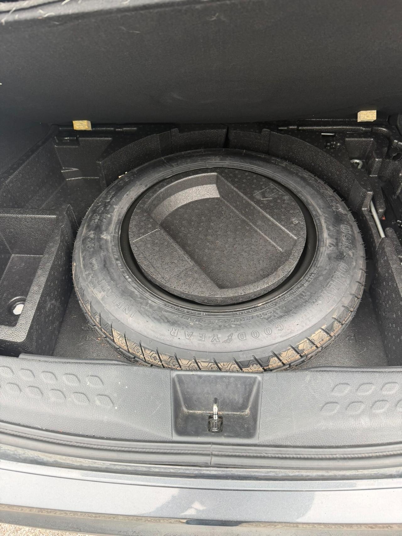 Toyota C-HR 1.8 Hybrid E-CVT Business