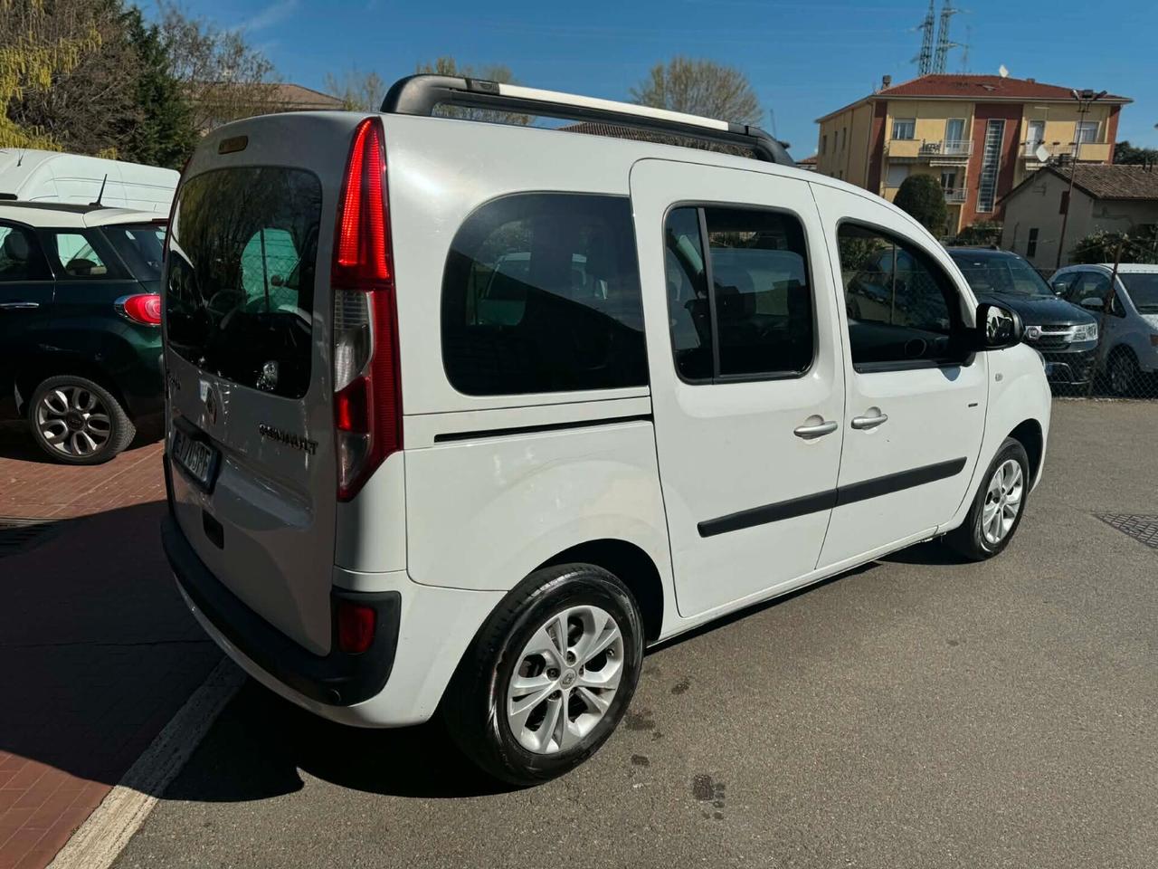 Renault Kangoo 2015 1.5 Diesel 90CV 5 porte 140.000 KM
