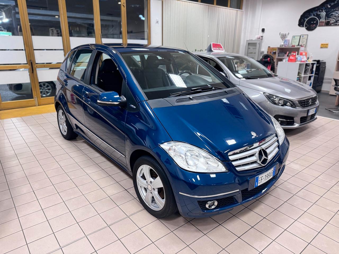 Mercedes-benz A 160 BlueEFFICIENCY Elegance