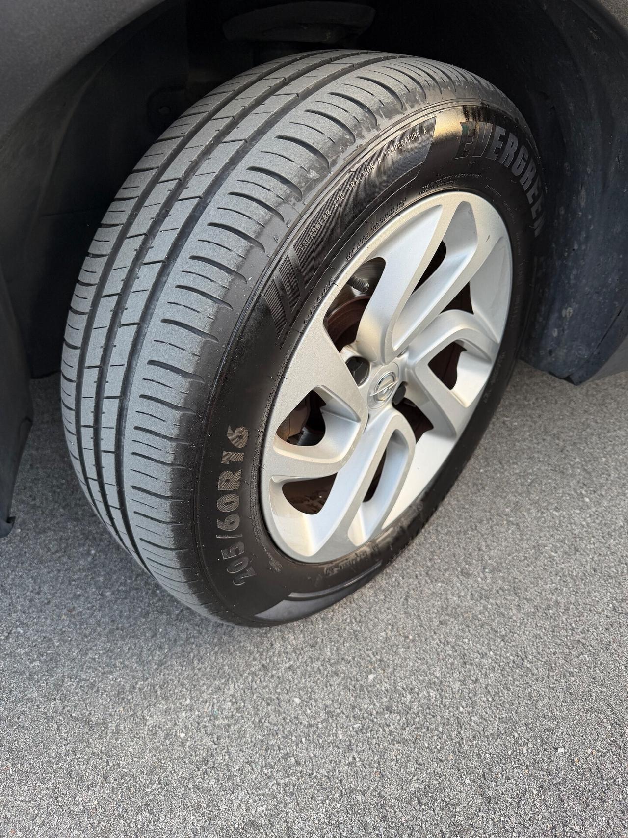 Opel Crossland X 1.5 ECOTEC D 102 CV Advance- NEOPATENTATI