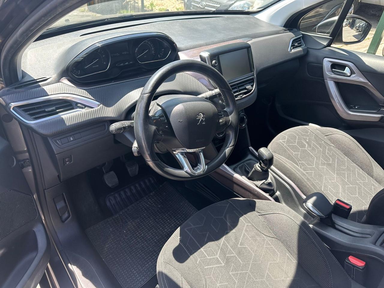 Peugeot 2008 BlueHDi 120 S&S Allure