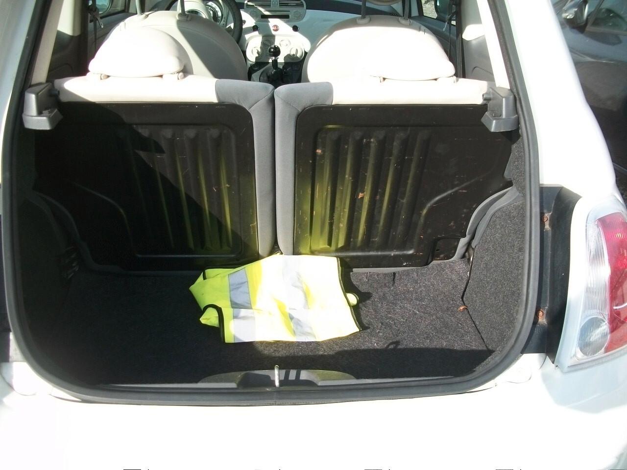 Fiat 500 1.2 Lounge DEL 2011 CC 1242 EURO 05 KM 174722 SI NUOVI PATENTATI EURO 4990,00 PIU PASSAGGIO E PER AVERE GARANZIA DI UN ANNO EURO 350,00 IN PIU