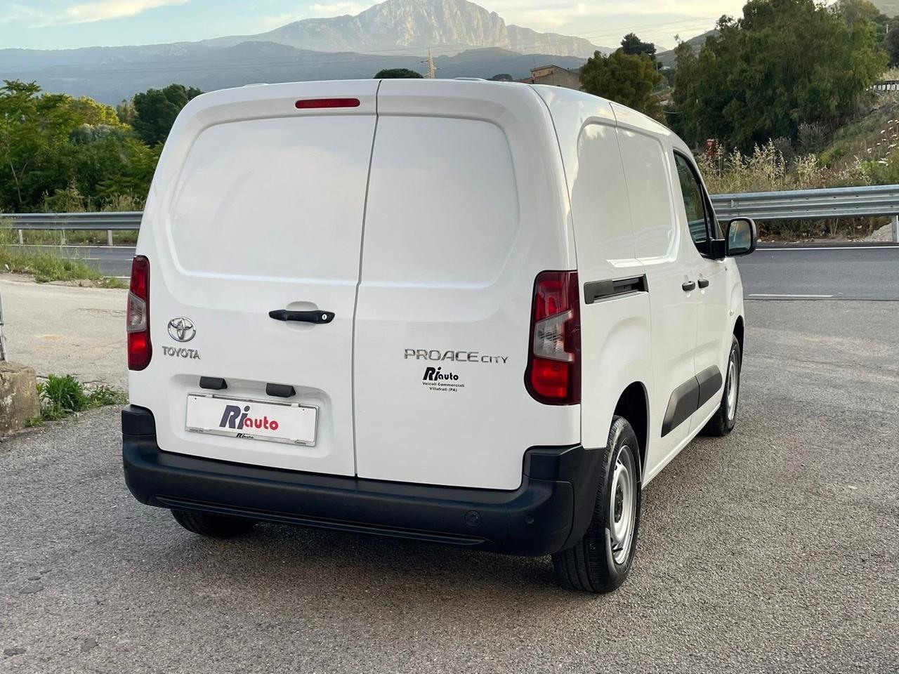 Toyota Proace city 1.5 d 100 cv 59.000 km certificati