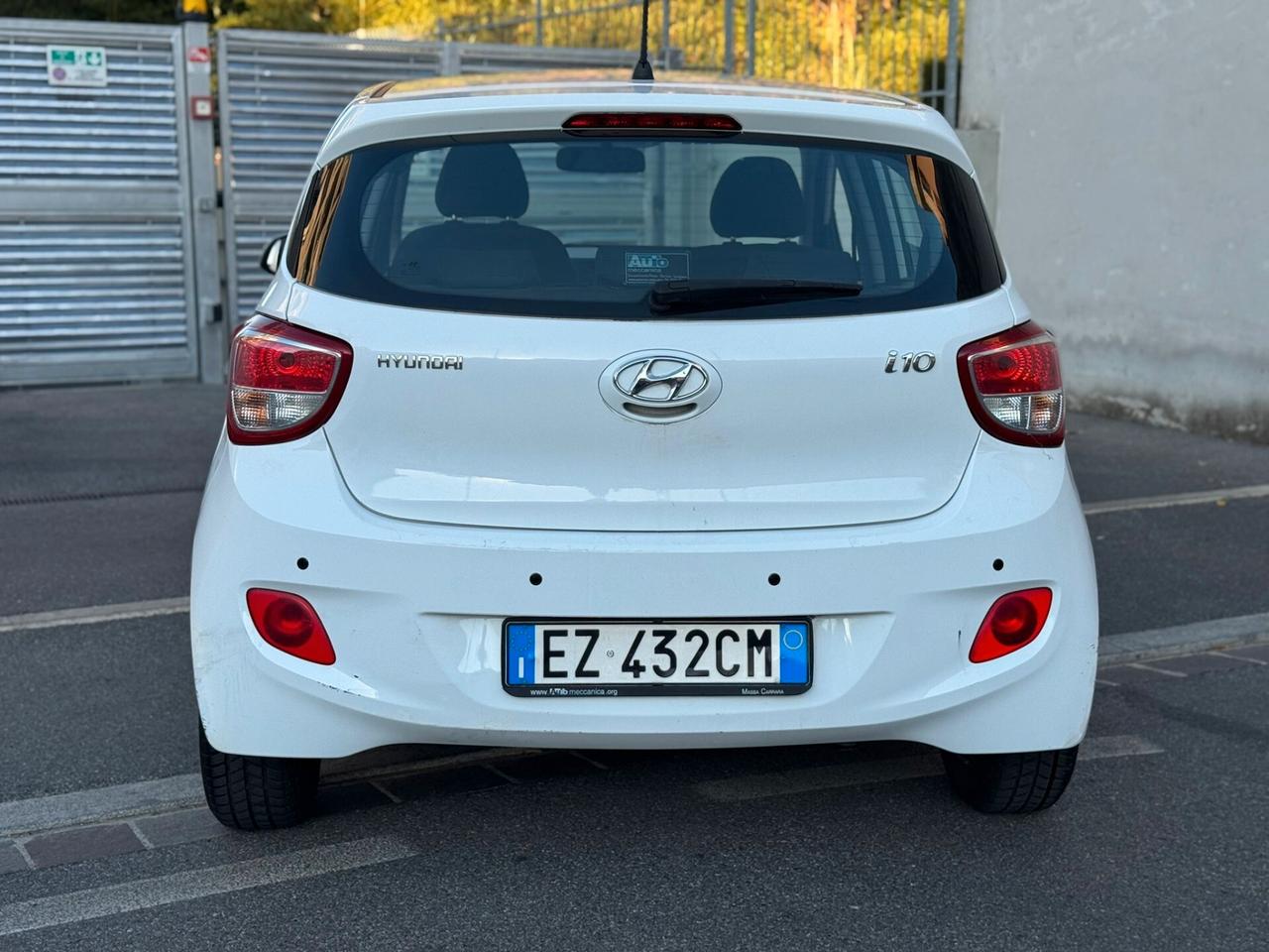 Hyundai i10 1.0 MPI Sound Edition A/T