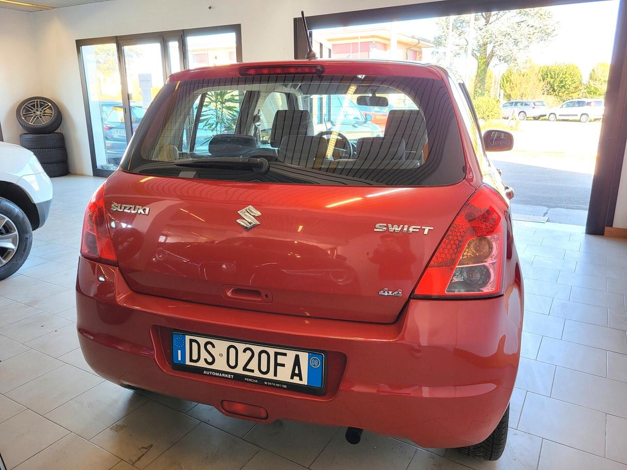 Suzuki Swift 1.3 4x4 5p. GL