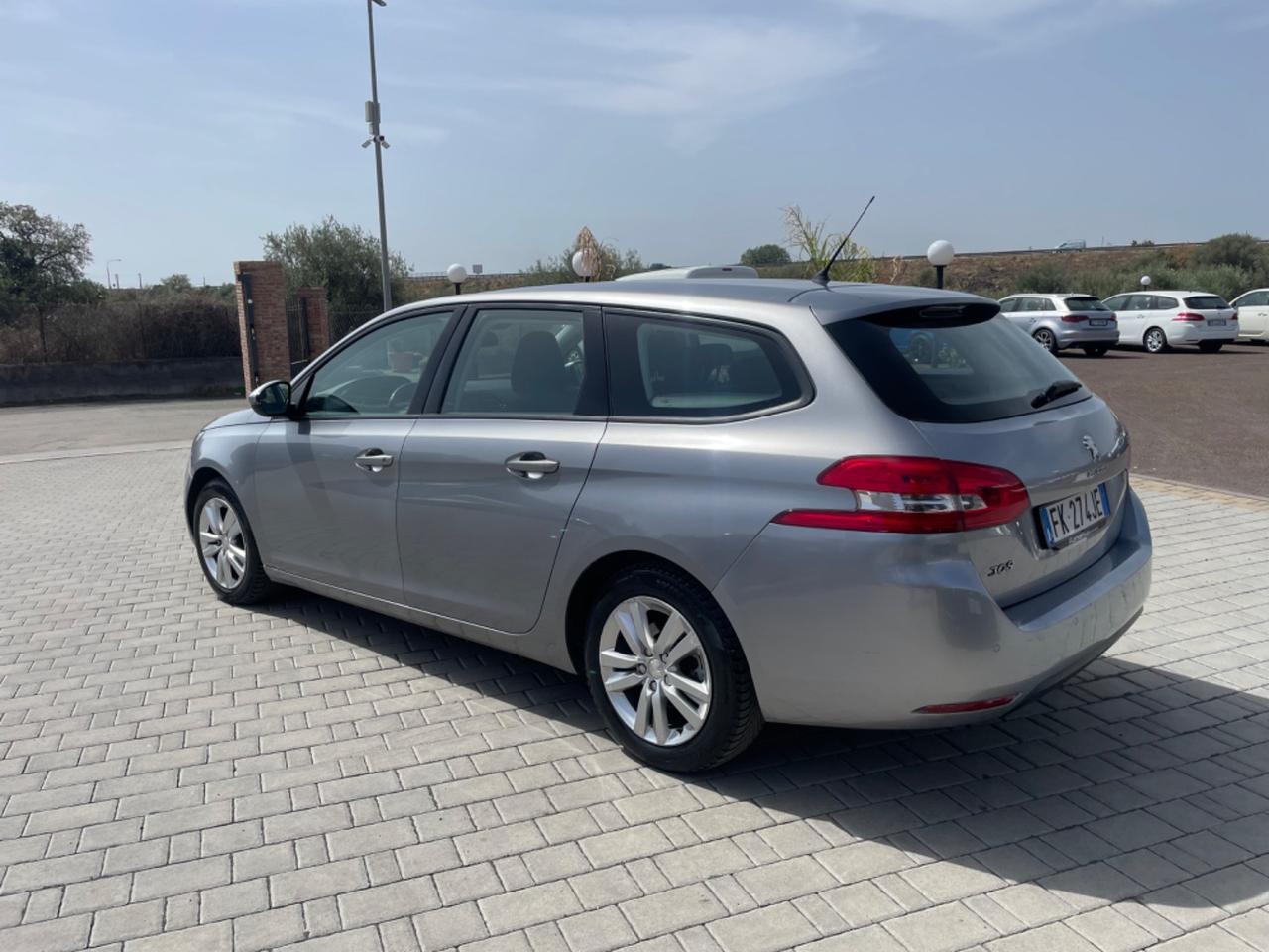 Peugeot 308 BlueHDi 100 S&S Access SW