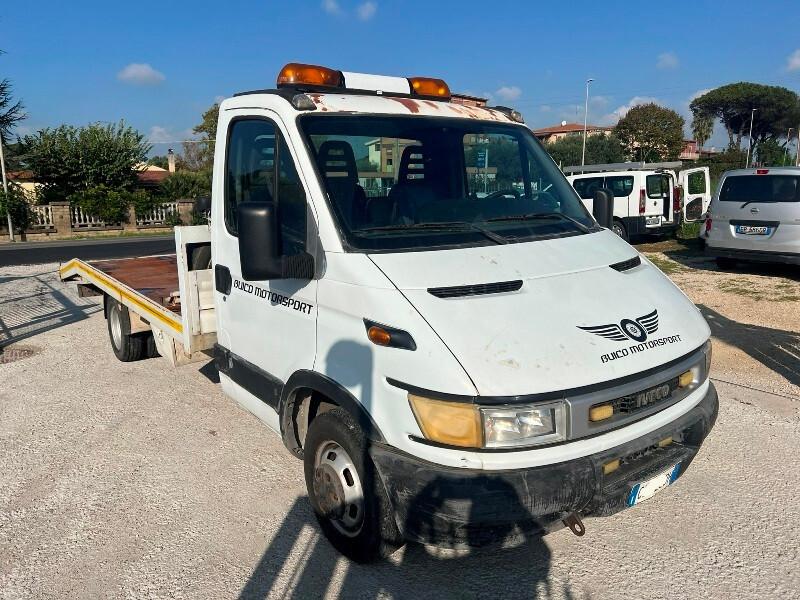 Iveco Daily Carro attrezzi 2.3 116 CV - Patente B