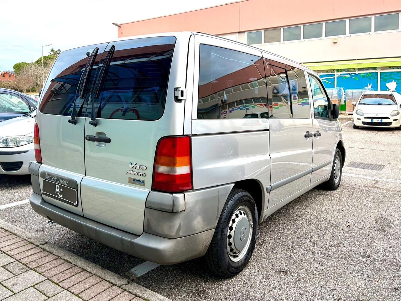 Mercedes Vito Mixto 112 CDI Diesel