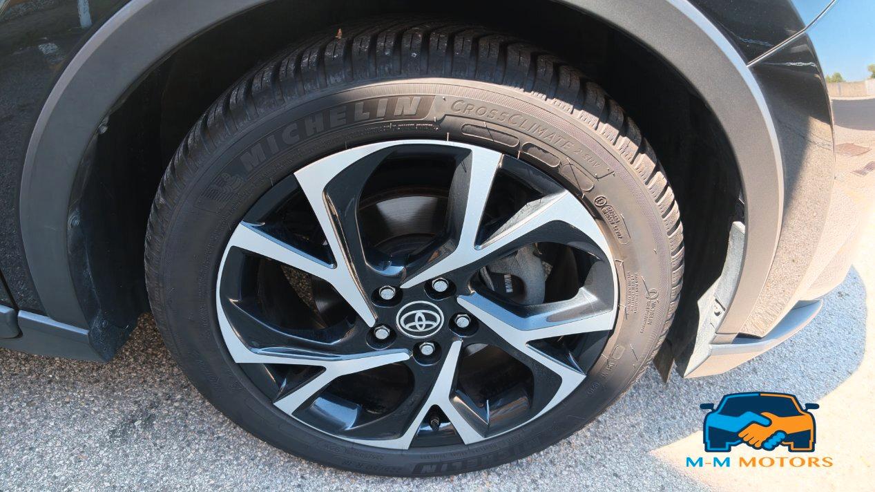 Toyota C-HR 1.8hcvt