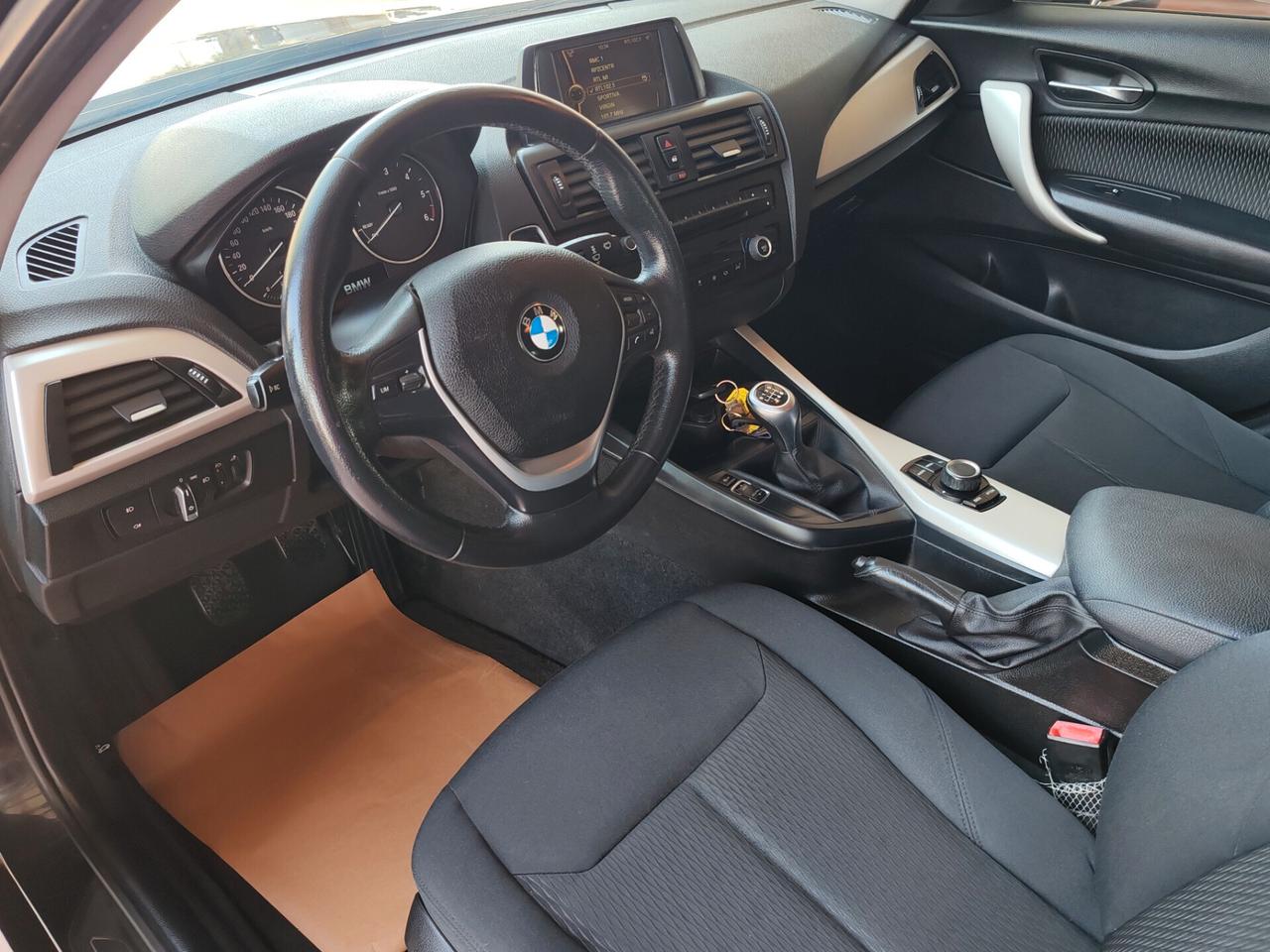 Bmw 116 116d 5p. Business