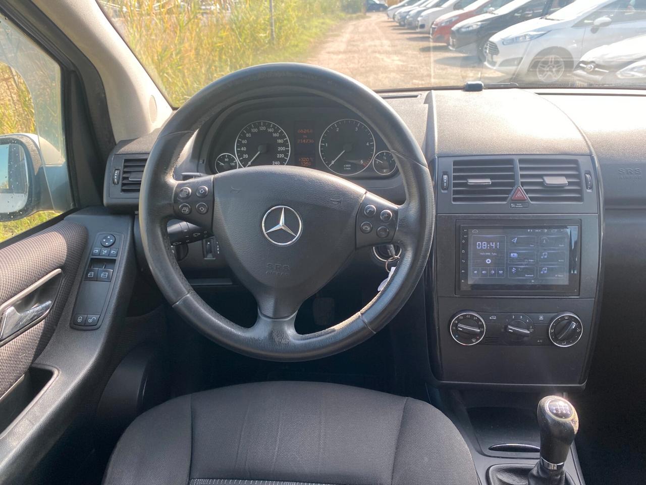 MERCEDES CLASSE A180 AVANTGARDE ANNO 2010