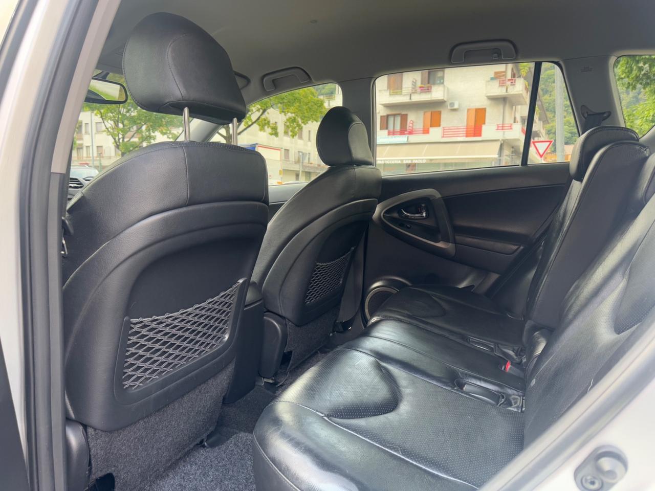 Toyota RAV 4 RAV4 2.0 Luxury - LEGGERE DESCRIZIONE!