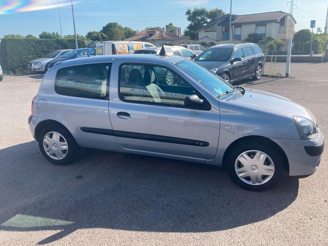 Renault Clio 1.2 cat 3 porte Access Authentique