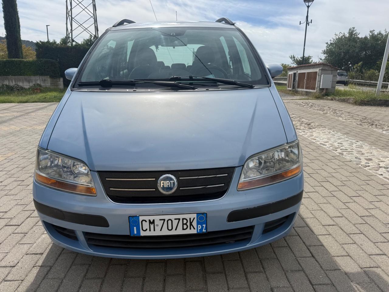 Fiat Idea 1.9 Multijet Emotion