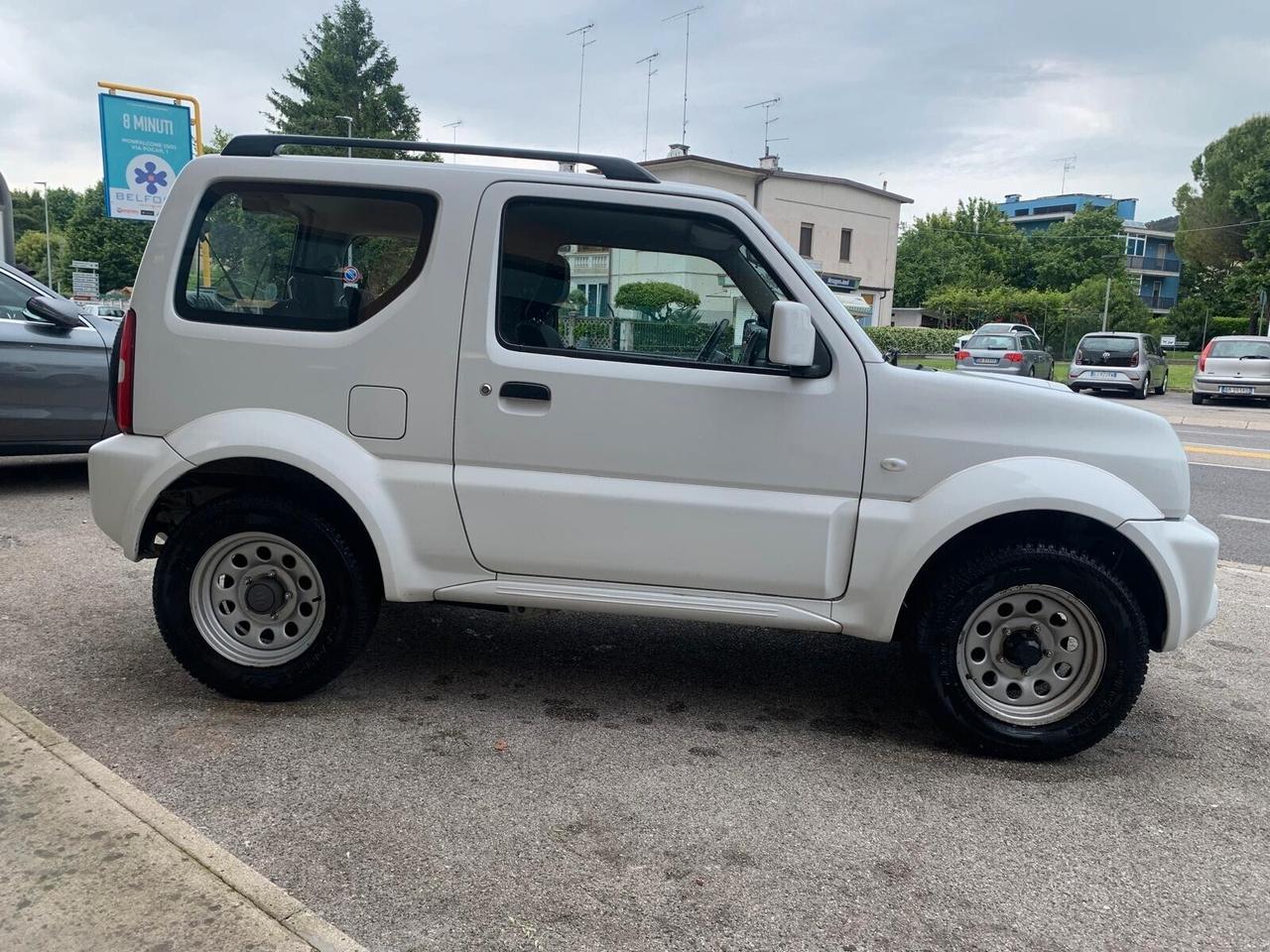 Suzuki Jimny 3 serie 1.3 benz 4x4 Unicoprop.