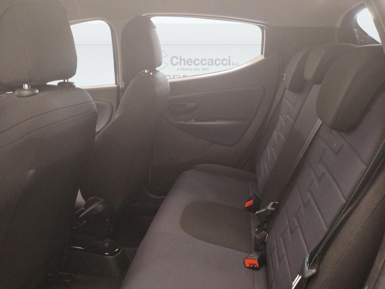 Lancia Ypsilon 1.0 firefly hybrid Gold Plus s