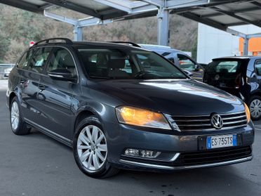 Volkswagen Passat 2.0tdi 140cv 6marce - 2013 highline