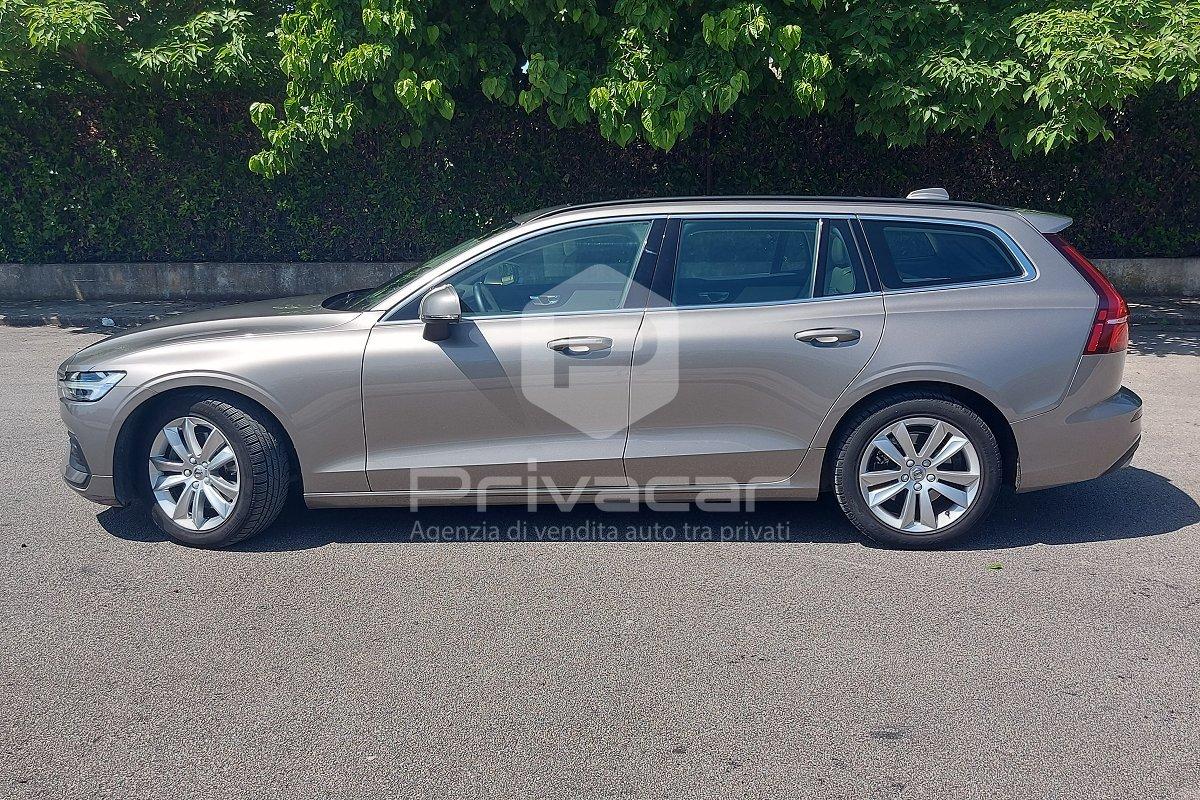 VOLVO V60 B4 (d) Geartronic Momentum Business Pro