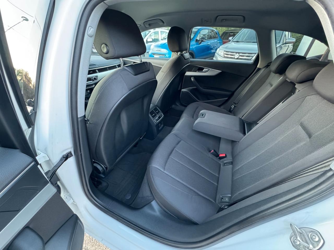 Audi A4 Avant 2.0 TDI 150 CV S tronic Business Sport