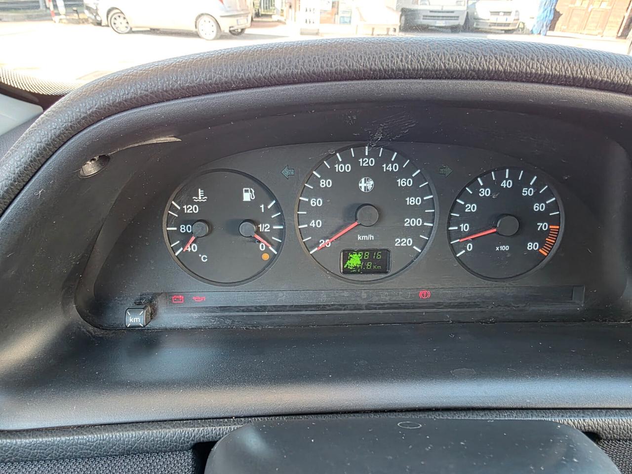 Alfa Romeo 146 1.4i 16V 103cv Twin Spark cat con 138.000km