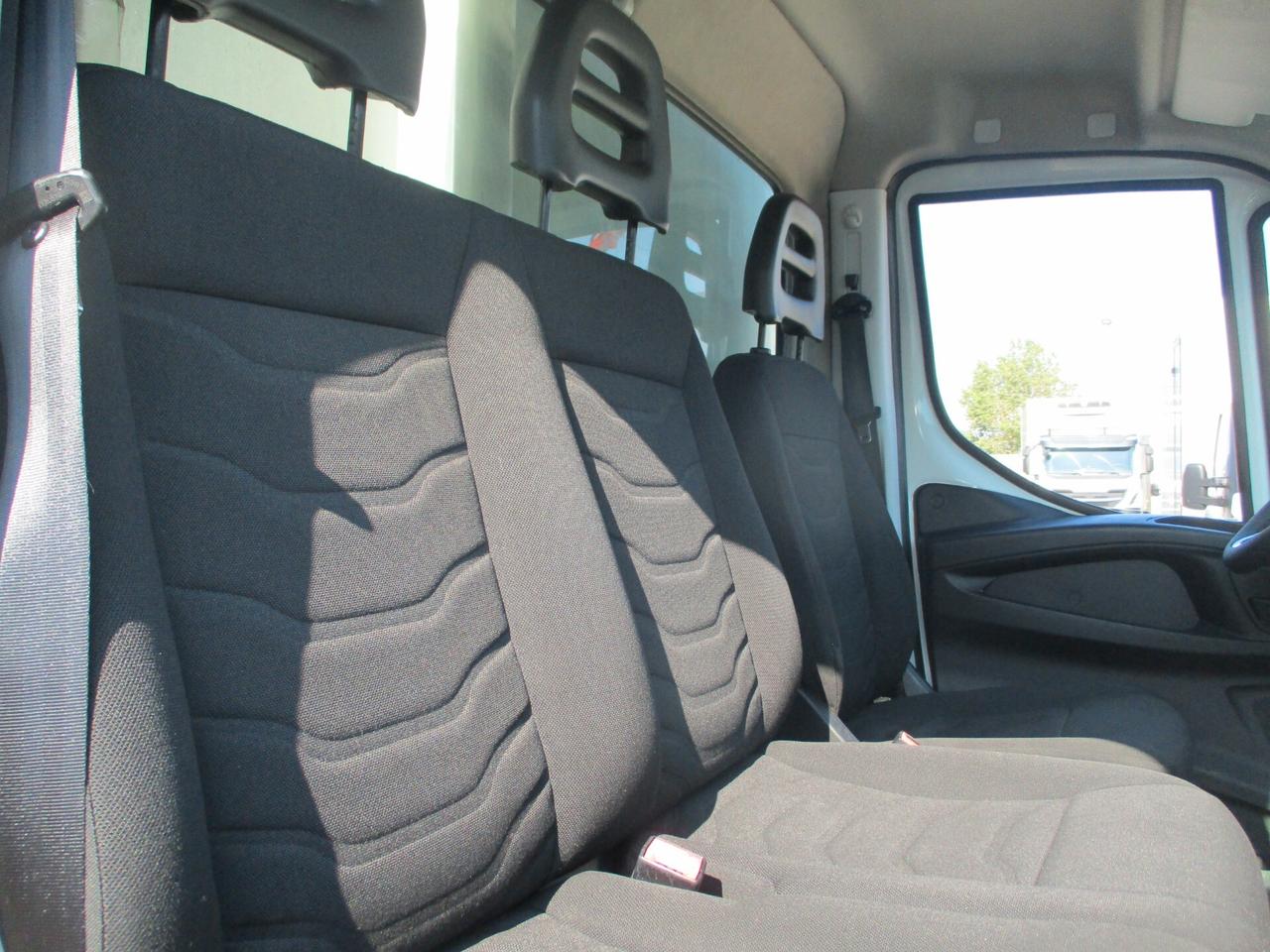 Iveco Daily 35C15 3000 150CV FRIGO ATP FRCX 09/2028 7 PEDANE