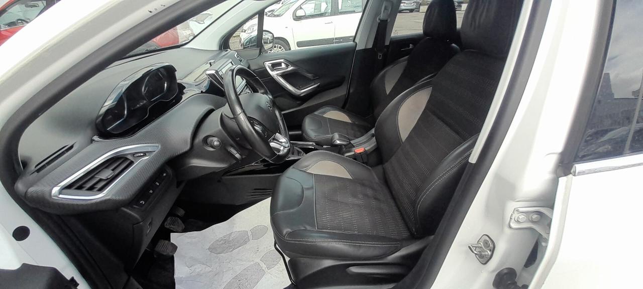 Peugeot 2008 BlueHDi 120 S&S Féline