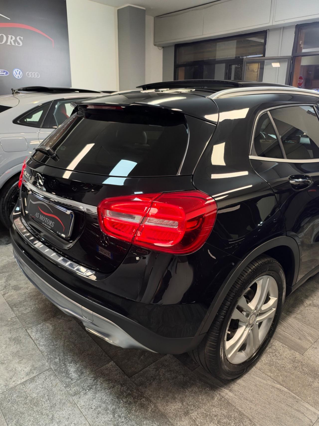 Mercedes-benz GLA 200 d Sport Tetto apribile