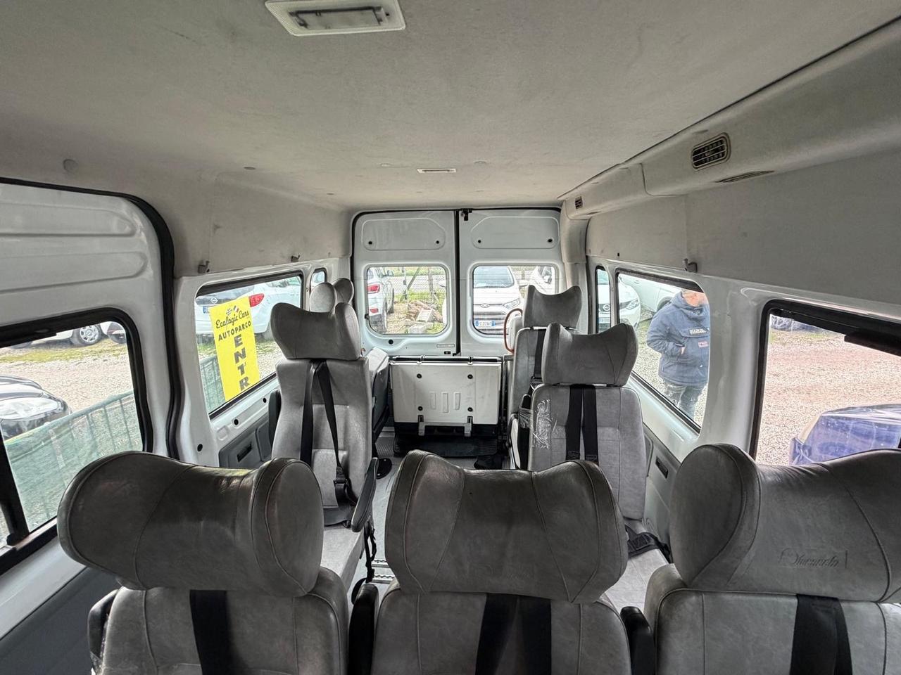Ford transit 9 posti pedana idraulica x carrozzina
