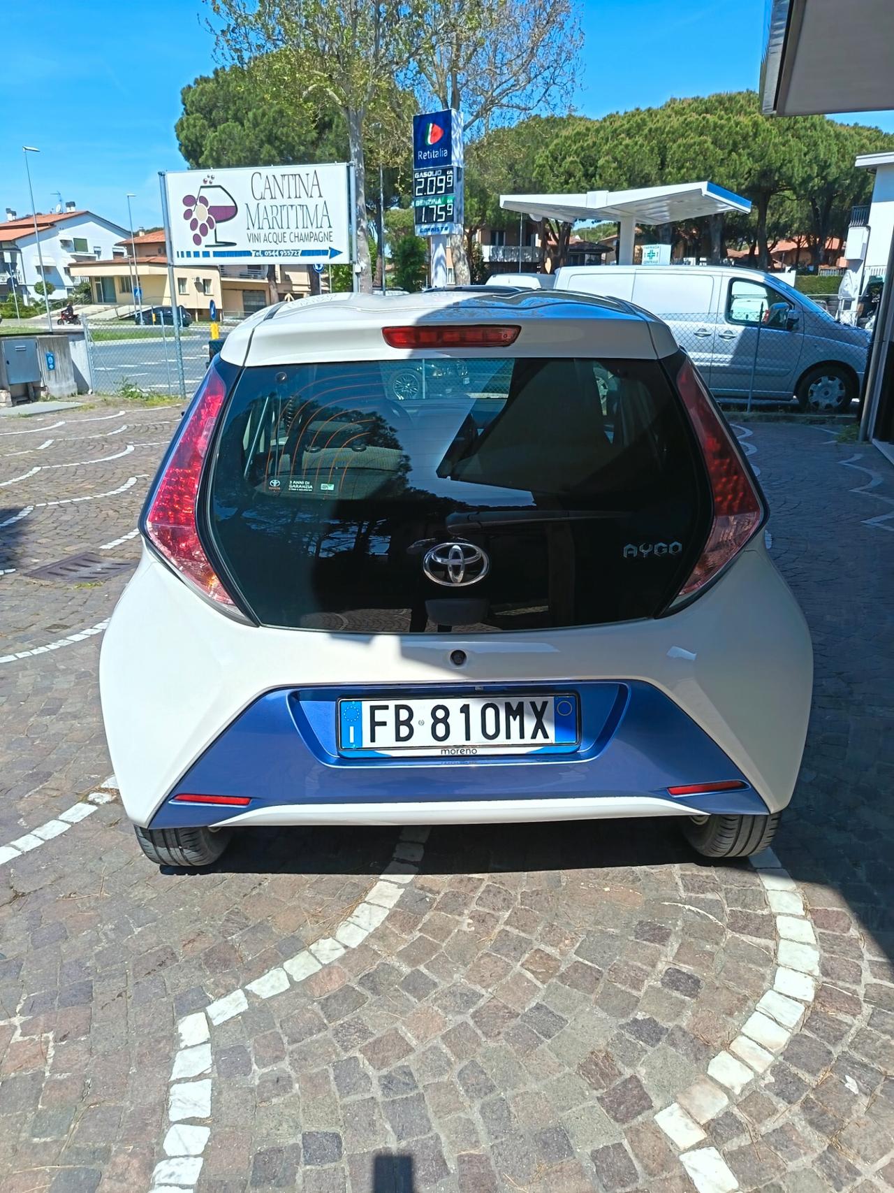 Toyota Aygo 1.0 VVT-i 69 CV 5 porte x-cool