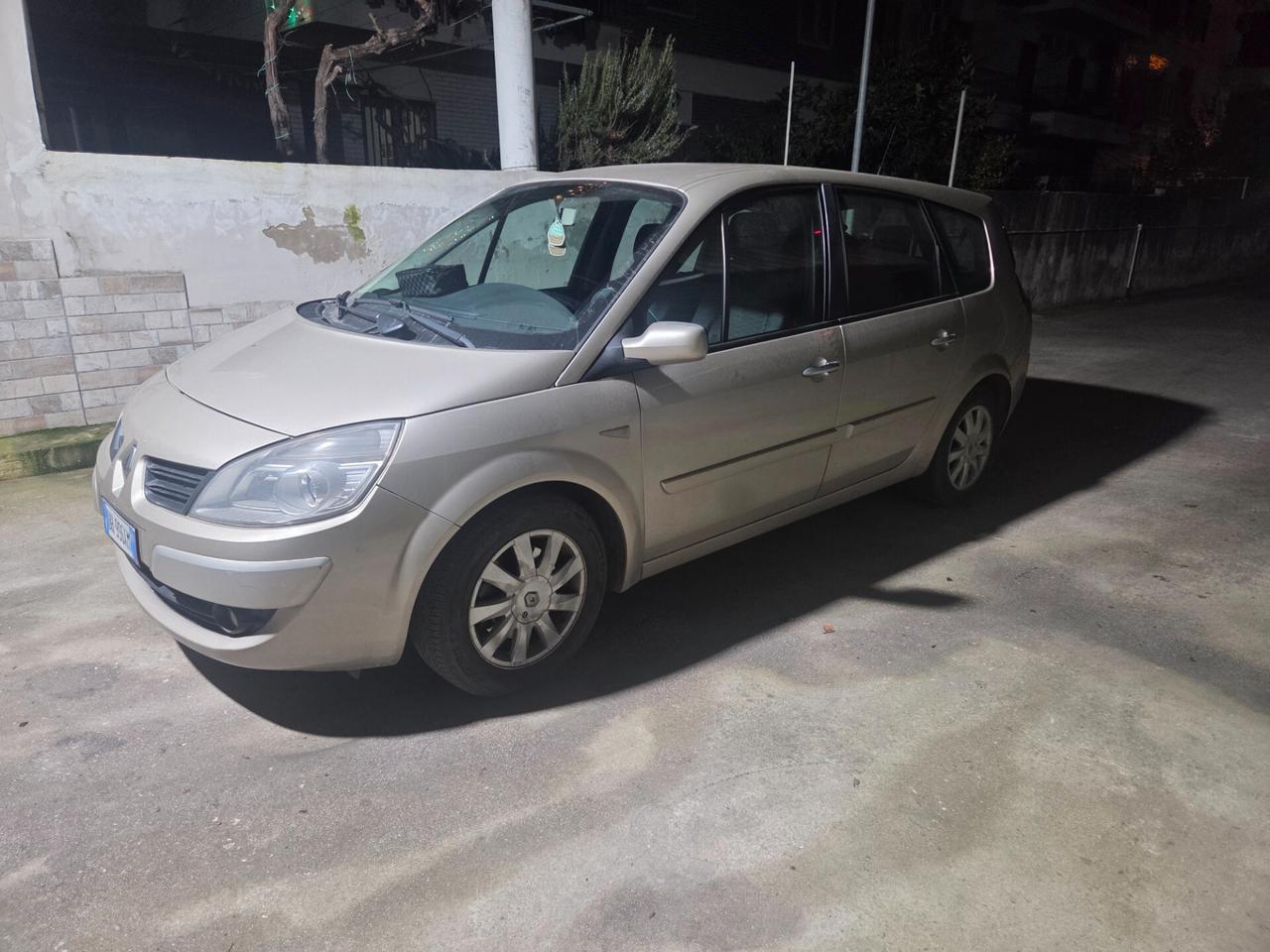 Renault Scenic Grand Scénic 1.5 dCi/105CV Dynamique