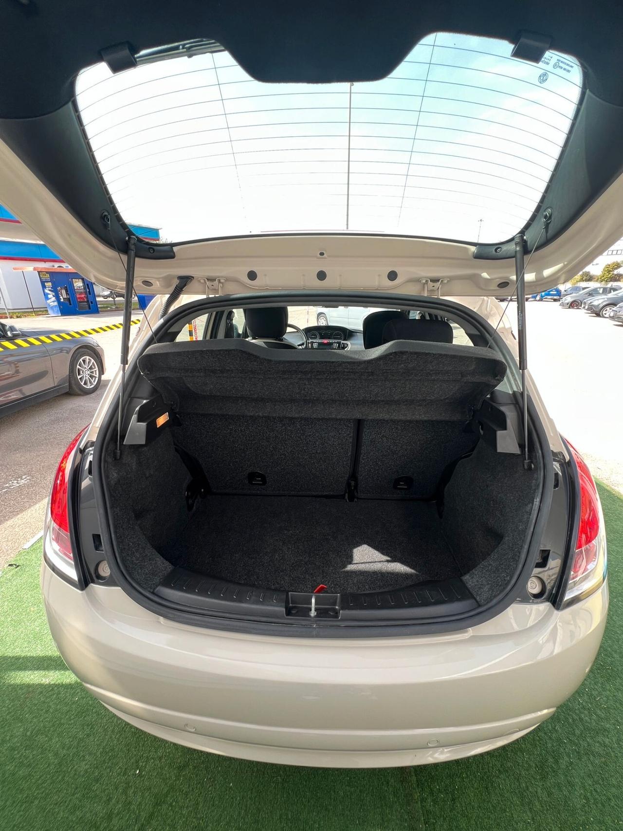 Lancia Ypsilon 1.3 MJT 16V 95 CV 5 porte S&S Gold