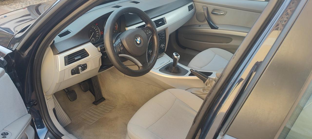 Bmw 320 320d cat Touring Attiva
