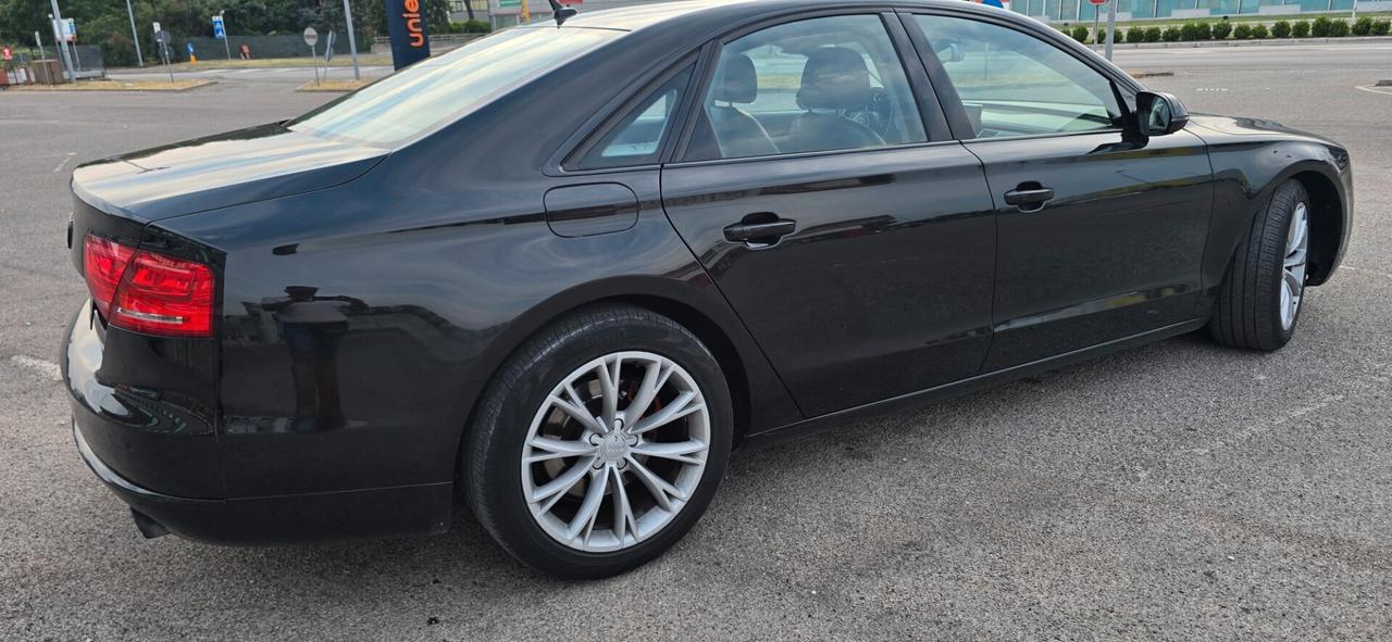 Audi A8 3.0 TDI 250 CV quattro tiptronic