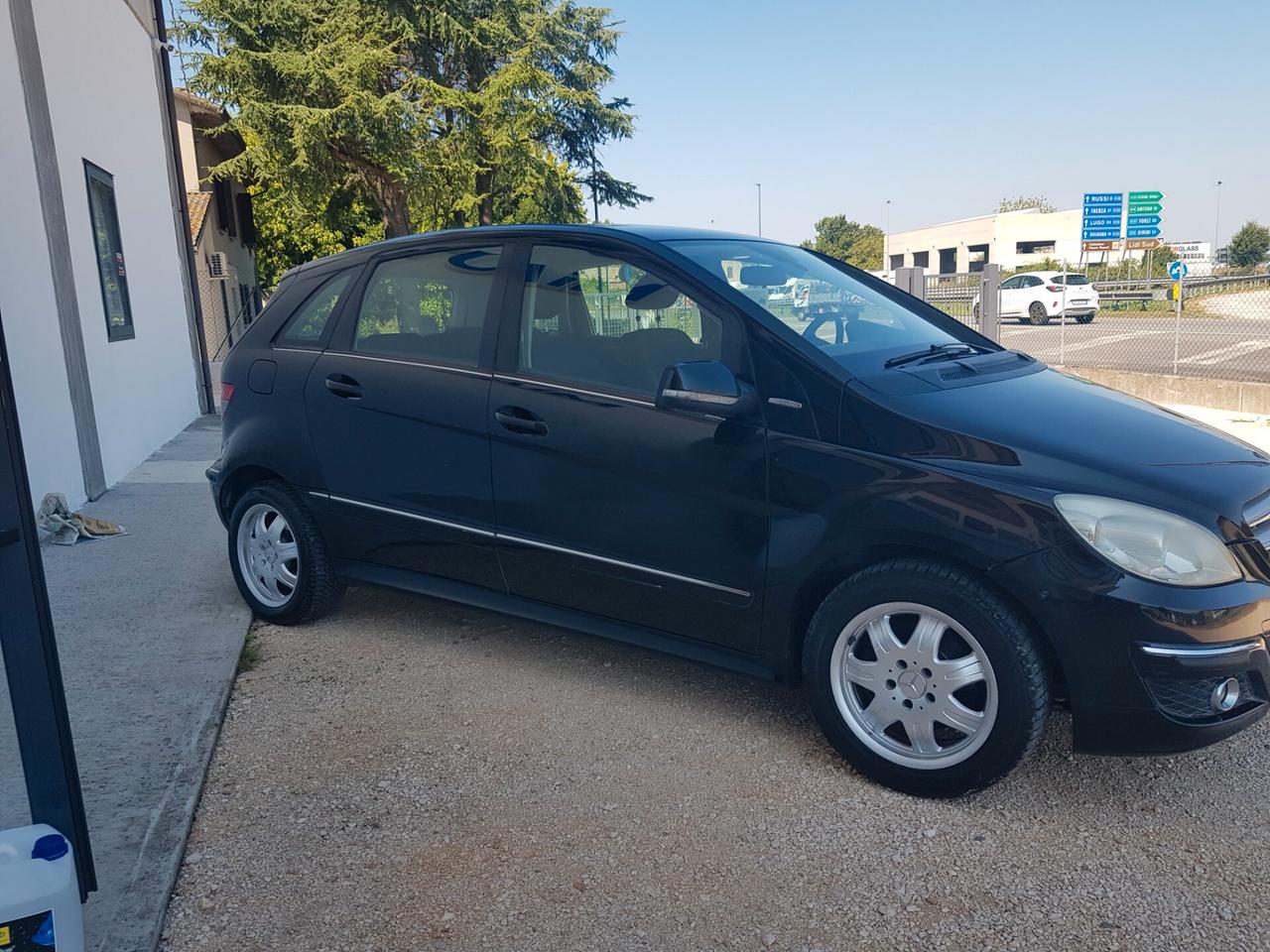 Mercedes-benz B 170 NGT BlueEFFICIENCY