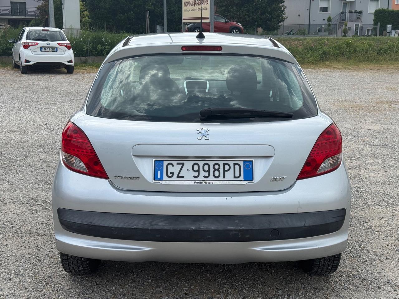 Peugeot 207 1.4 8V 75CV 5p. Energie Sport ECO GPL