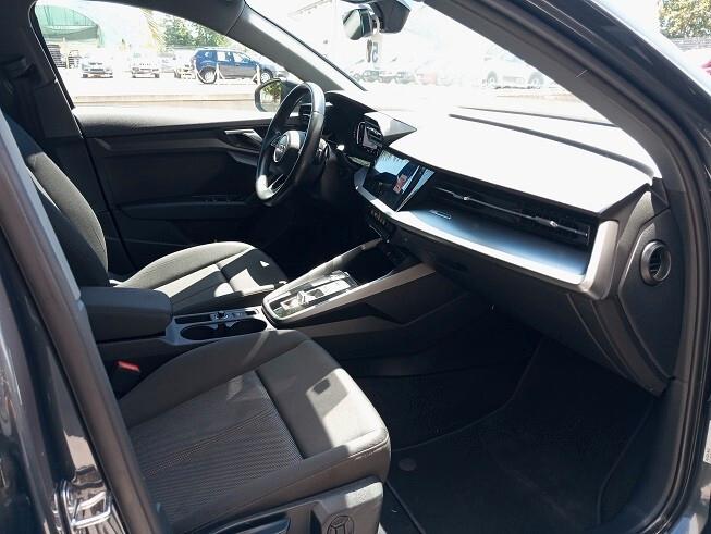 Audi A3 Sedan 35 TDI S tronic Business