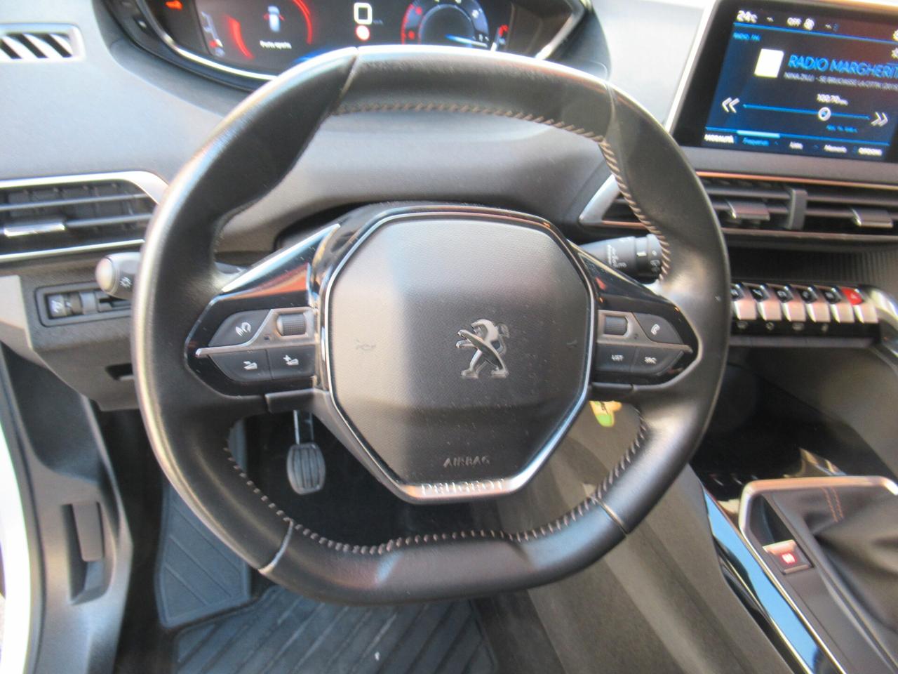 Peugeot 3008 BlueHDi 130 S&S Business