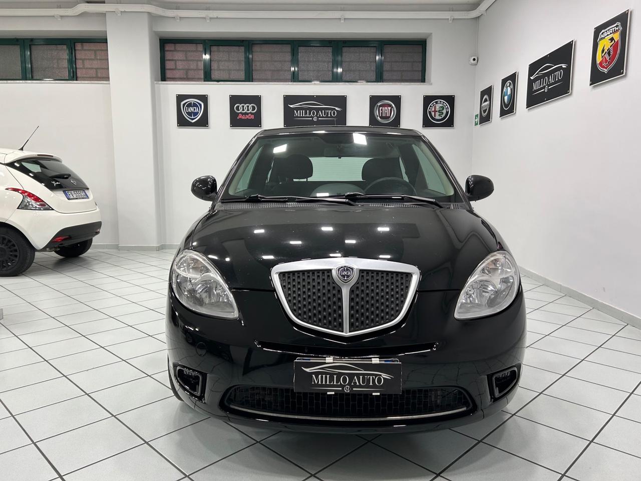Lancia Ypsilon 1.4 Platino Ecochic GPL