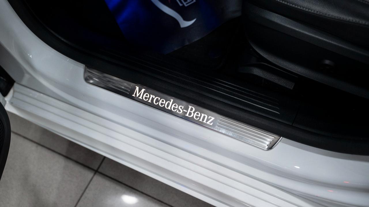 Mercedes-benz A 180 D PREMIUM PLUS AMG TETTO PACK LUCI MULTIBEAM FULL