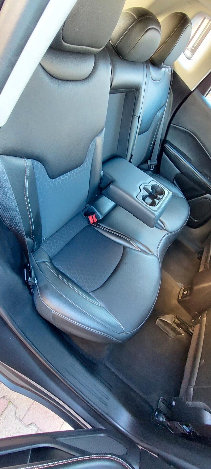 JEEP COMPASS 2WD LONGITUDE 1,6 DIESEL 120 CV RETROCAMERA NAVIGATORE TELEFONO FULL FULL