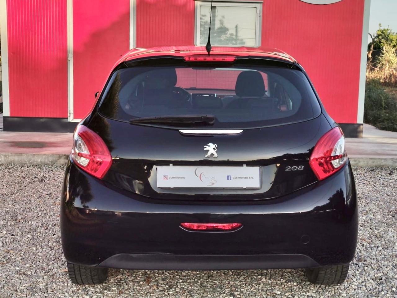 Peugeot 208 1.4 HDi 68 CV 5 porte Allure