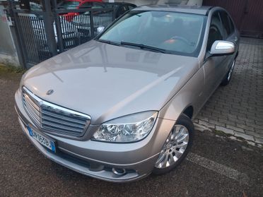 MERCEDES C200 BERLINA A METANO POCHI KM GANCIO TRAINO