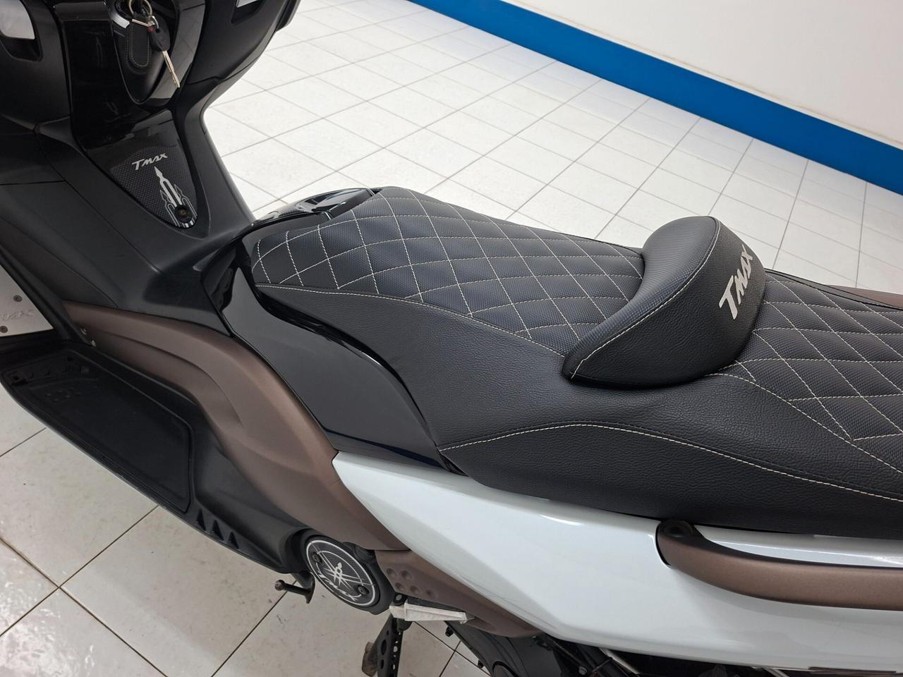 Yamaha T Max 500