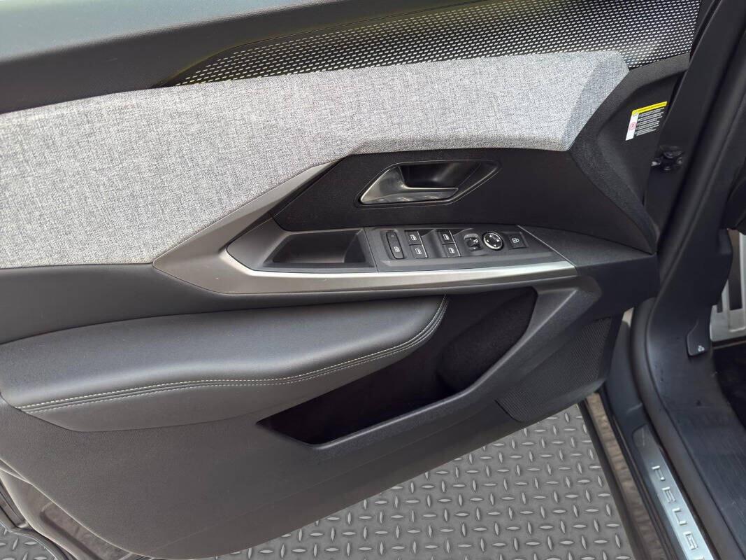 Peugeot 3008 1.2 hybrid 145cv GT automatica 2025