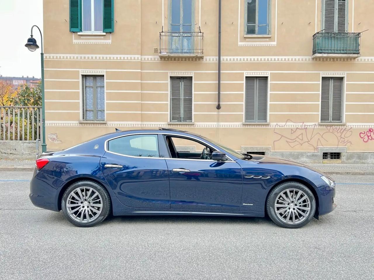 Maserati Ghibli V6 430 CV Q4 Granlusso
