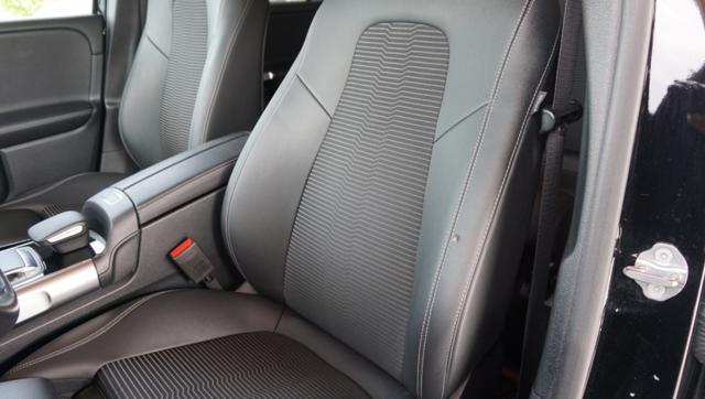 MERCEDES-BENZ GLB 200 d Automatic 4Matic Premium