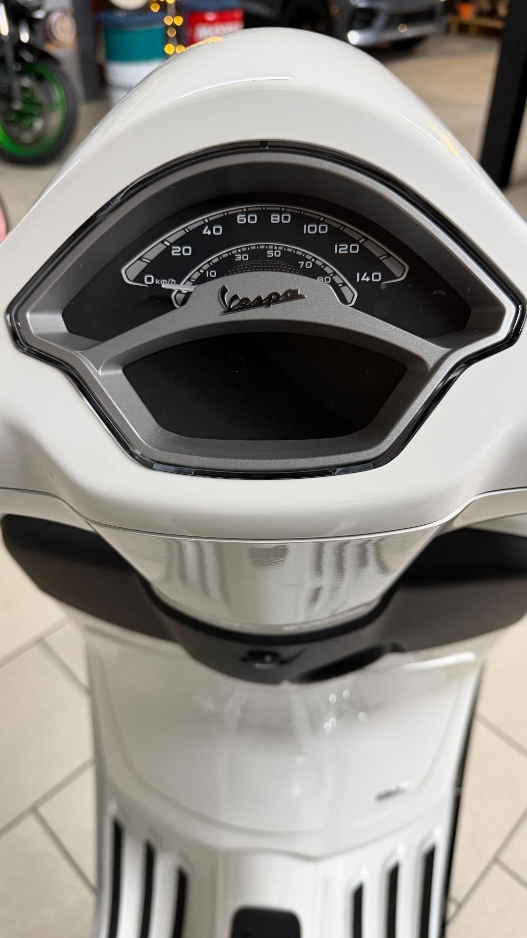 Piaggio Vespa 125 Primavera