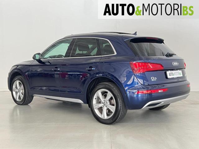 AUDI Q5 40 TDI quattro S tronic Business Sport